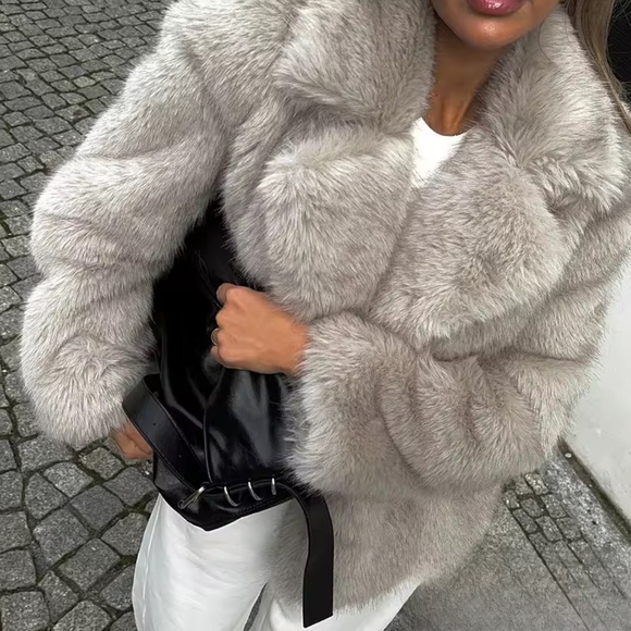 Elegant Gray Faux Fur Coat warm winter shaggy